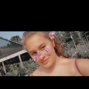 Meet your Posher, Mya